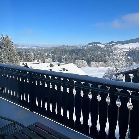 Helle Wohnung Mit Grossem Balkon Oberreute Buitenkant foto